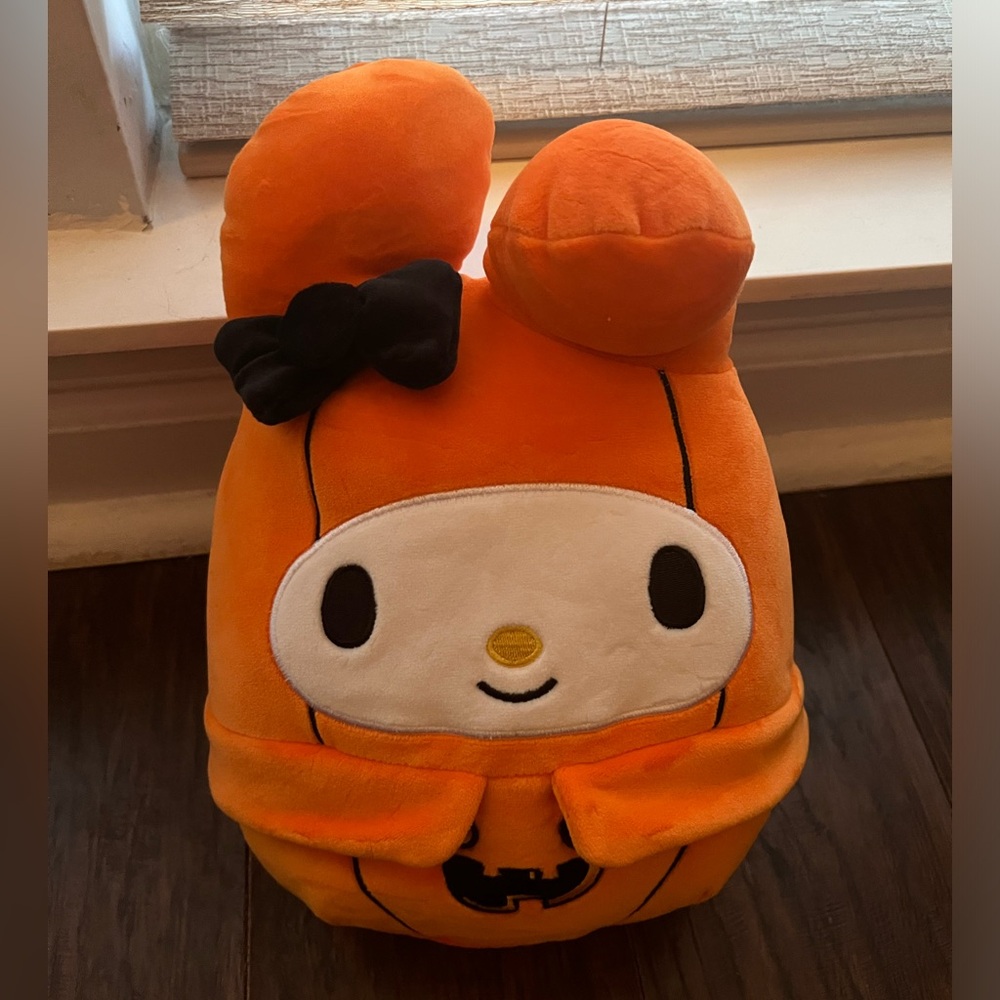 halloween Hello Kitty squishmallow